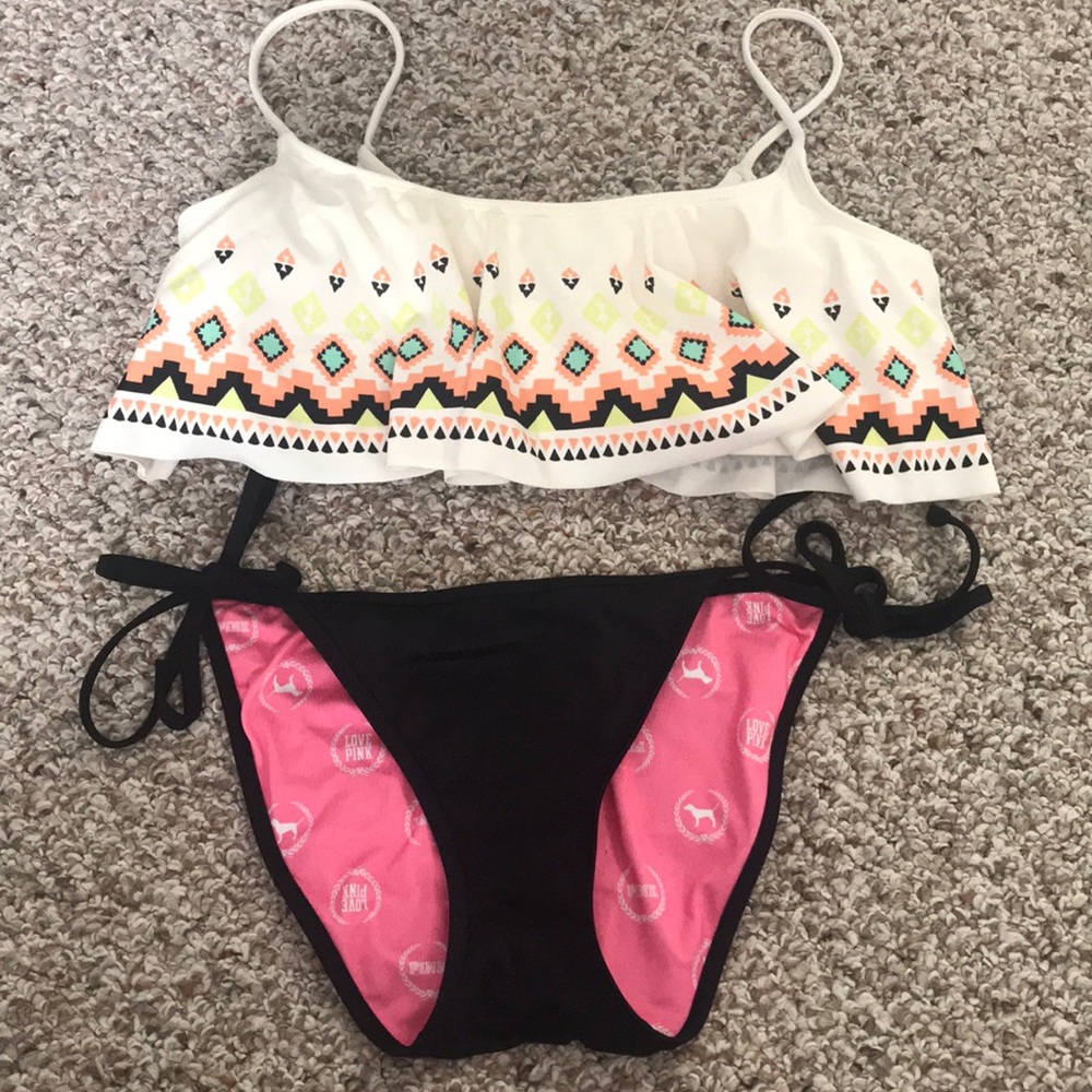 VS top and bottom